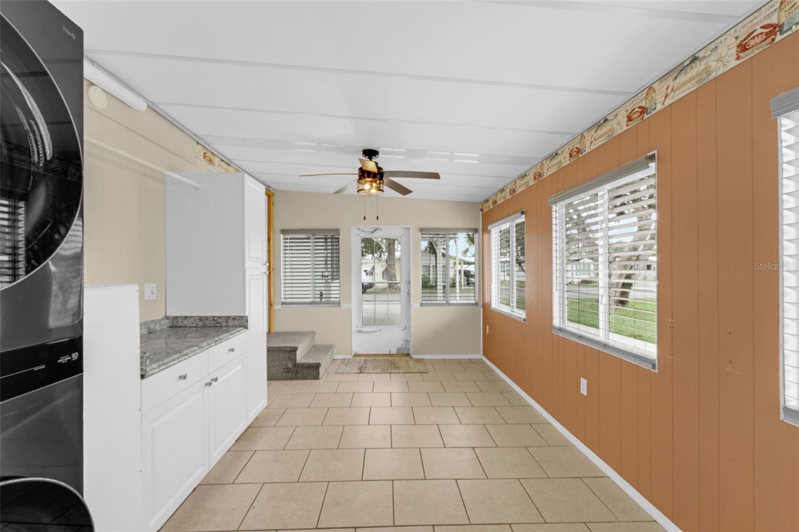Image 19 of 22 For 205 Meadow Lark Drive