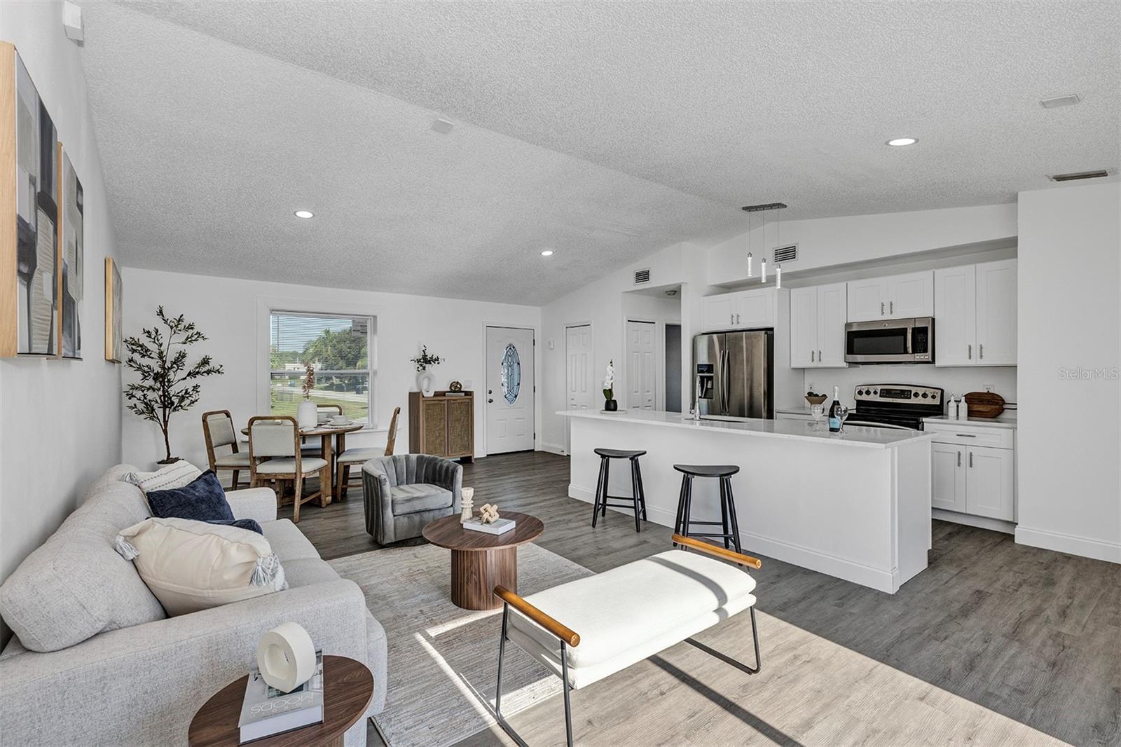 Image 7 of 29 For 1099 Dusseldorf Avenue Nw