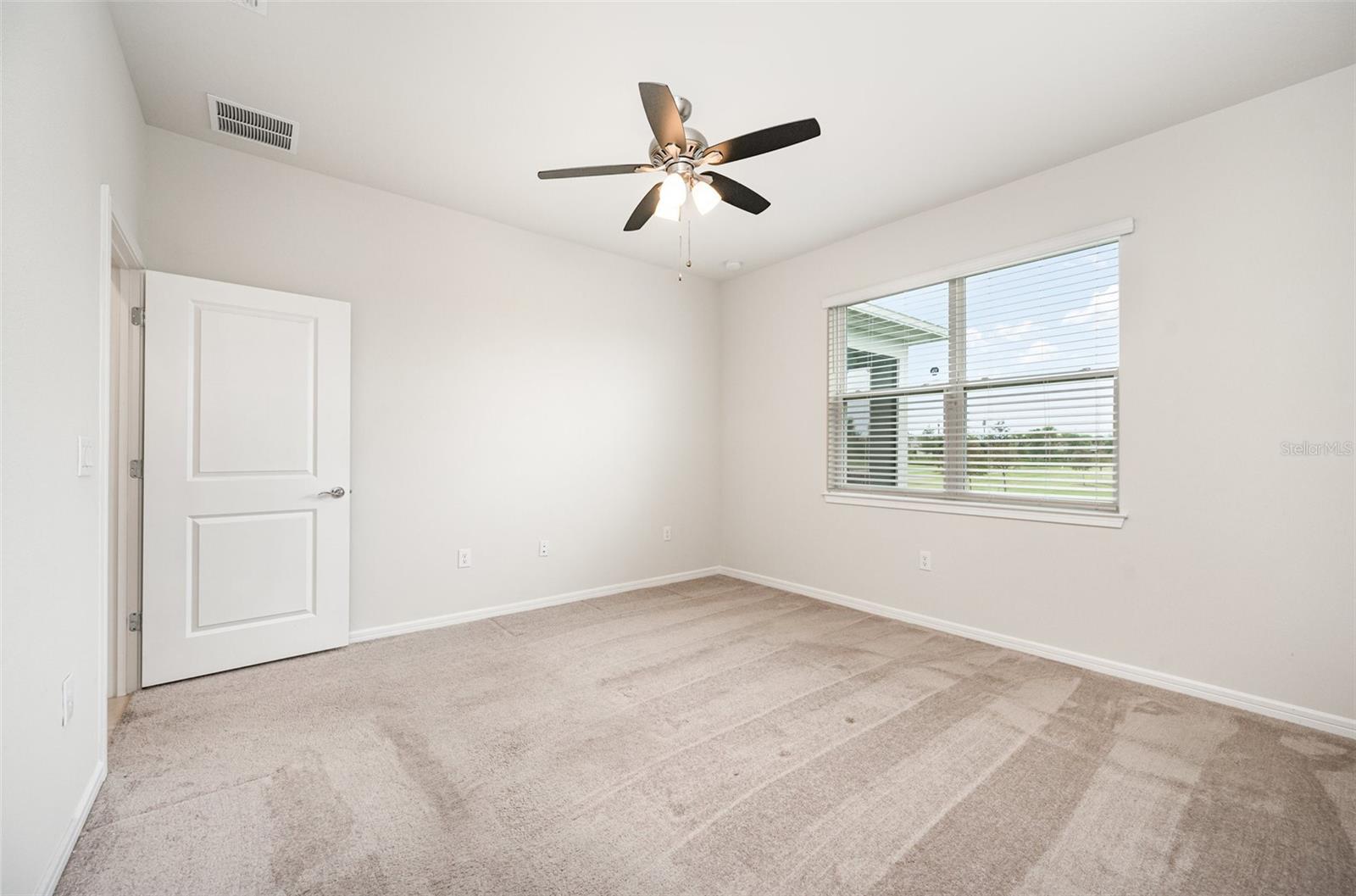 Image 16 of 27 For 2587 Cliff Way