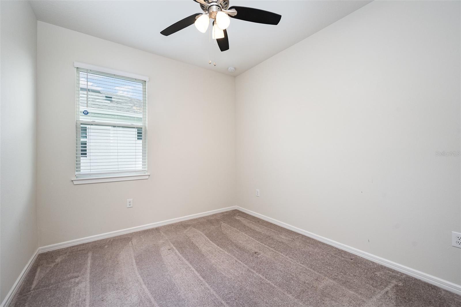 Image 20 of 27 For 2587 Cliff Way