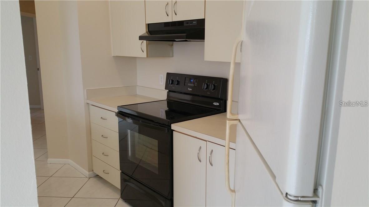 Image 2 of 11 For 2516 Woodgate Boulevard 202