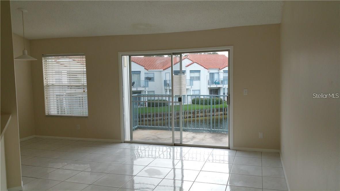 Image 5 of 11 For 2516 Woodgate Boulevard 202