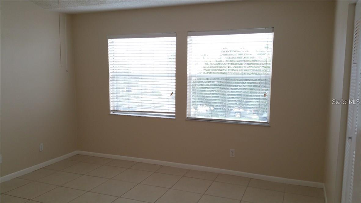 Image 9 of 11 For 2516 Woodgate Boulevard 202