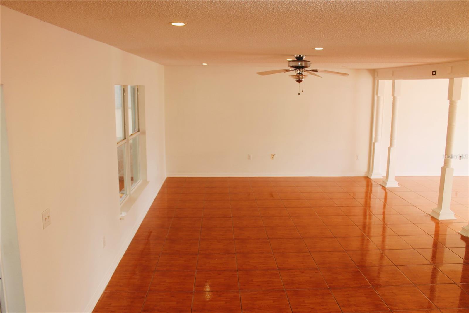 Image 2 of 15 For 15738 Switch Cane Street