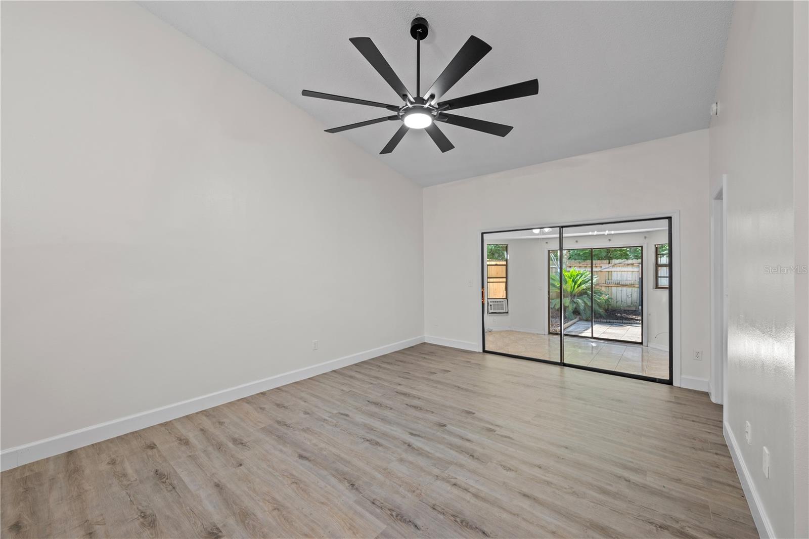 Image 5 of 25 For 216 Egret Ct.