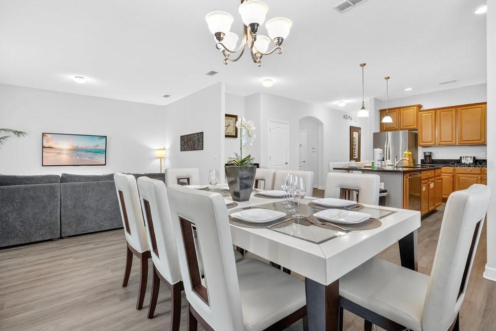 Image 10 of 39 For 8842 Candy Palm Road