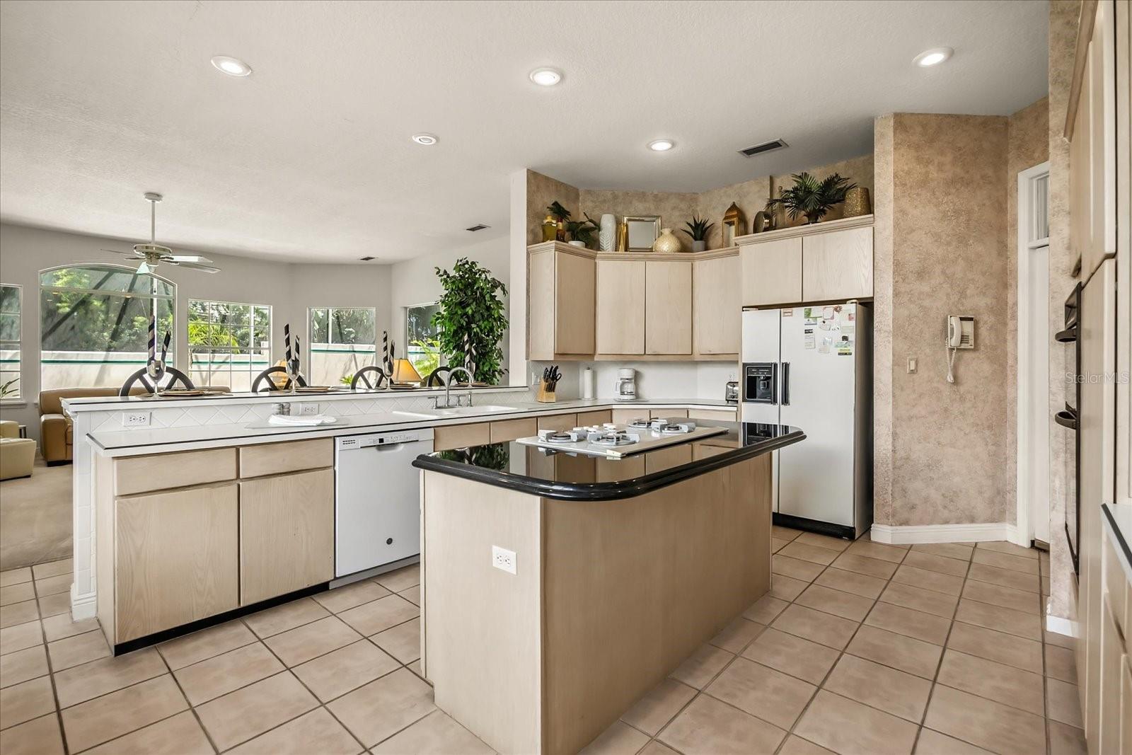 Image 23 of 64 For 9713 Camberley Circle