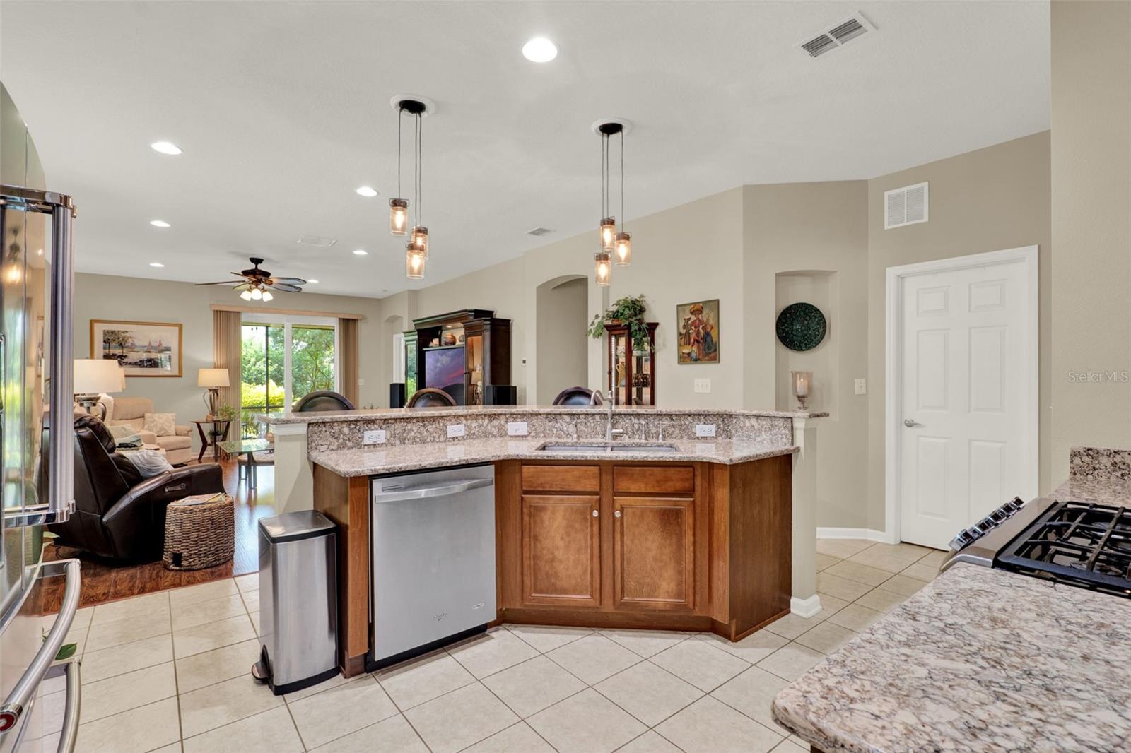 Image 10 of 46 For 109 Apremont Court