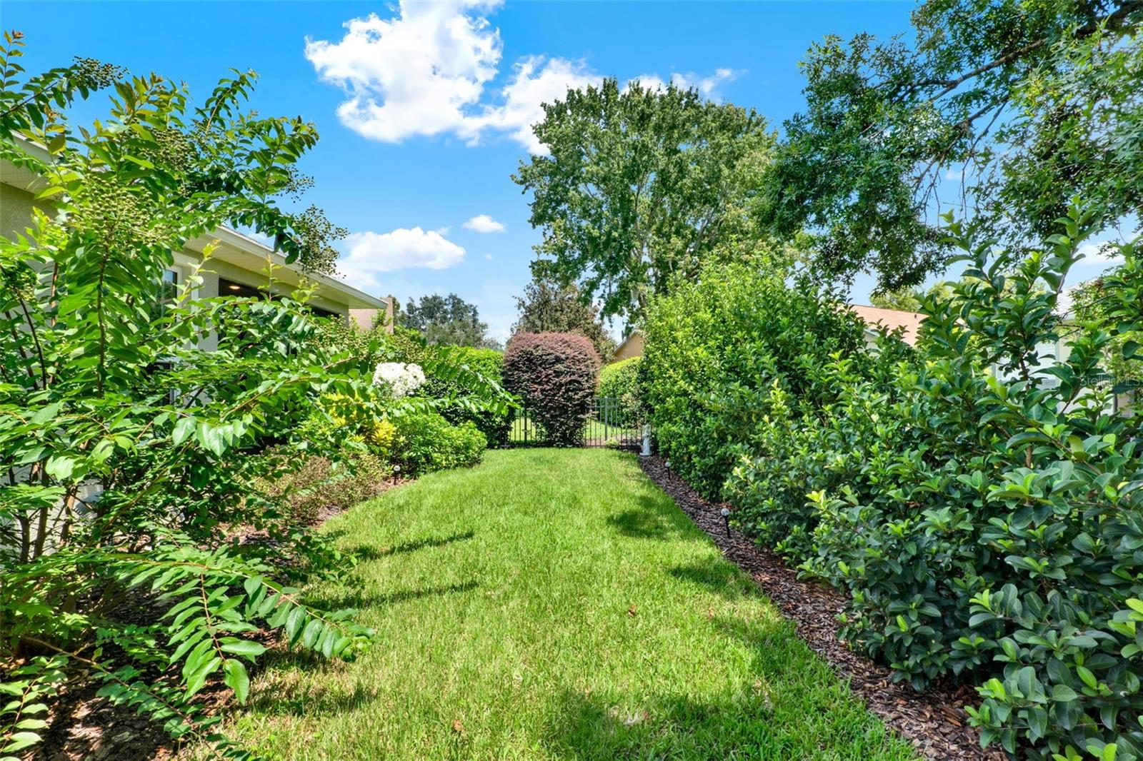 Image 31 of 46 For 109 Apremont Court