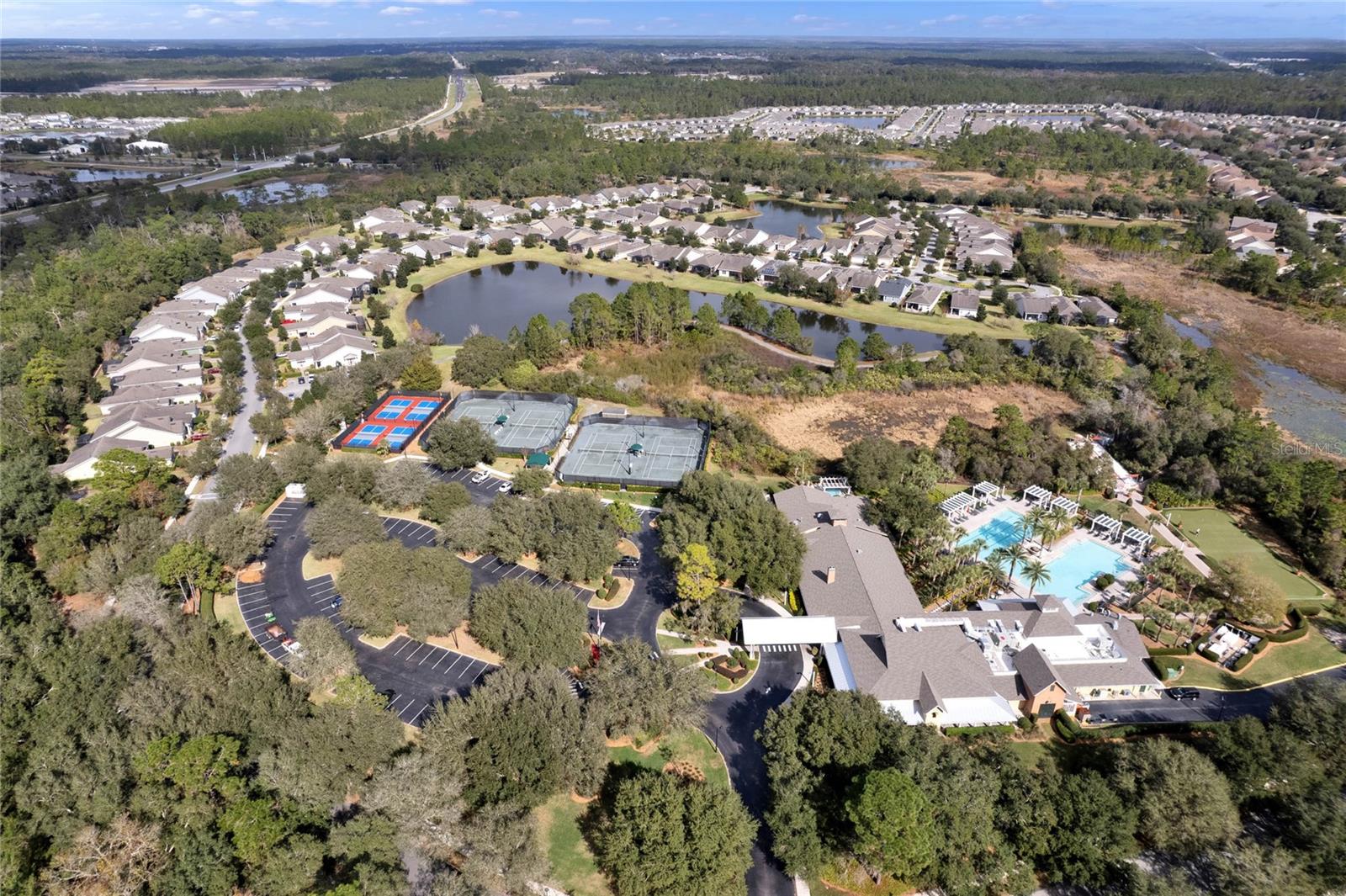 Image 36 of 46 For 109 Apremont Court