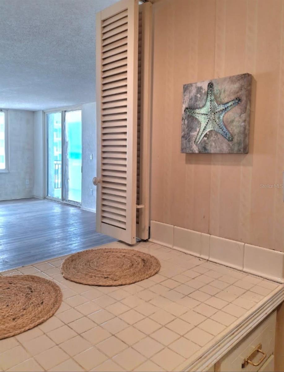 Image 11 of 22 For 2987 Atlantic Avenue 1105