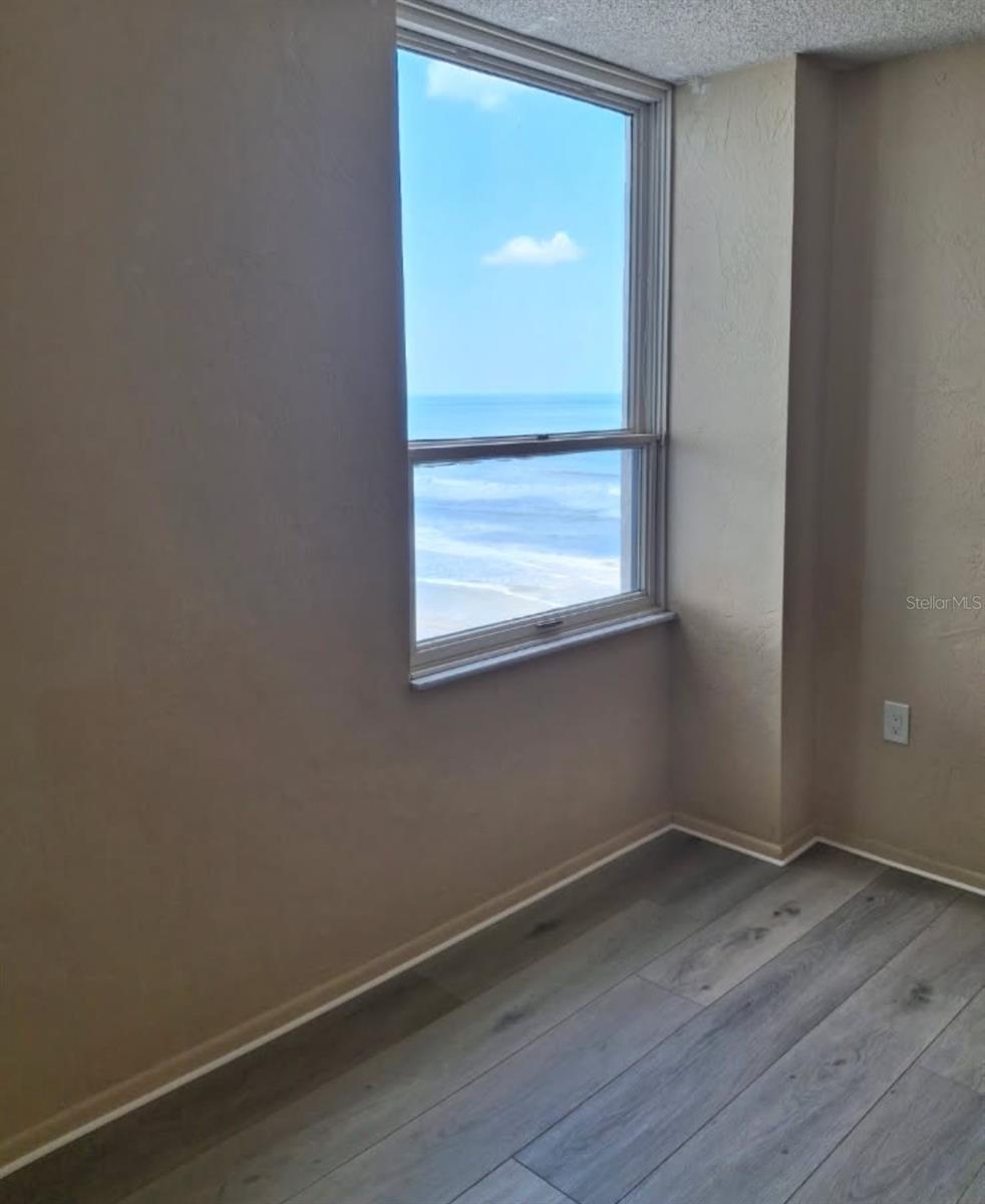Image 13 of 22 For 2987 Atlantic Avenue 1105