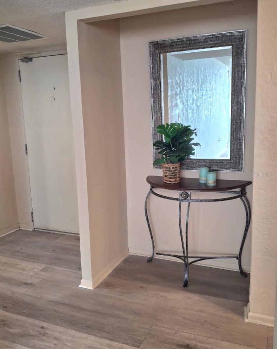 Image 6 of 22 For 2987 Atlantic Avenue 1105