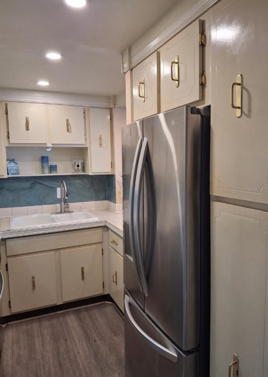 Image 8 of 22 For 2987 Atlantic Avenue 1105