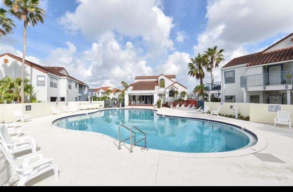 Image 11 of 12 For 2532 Woodgate Boulevard 205