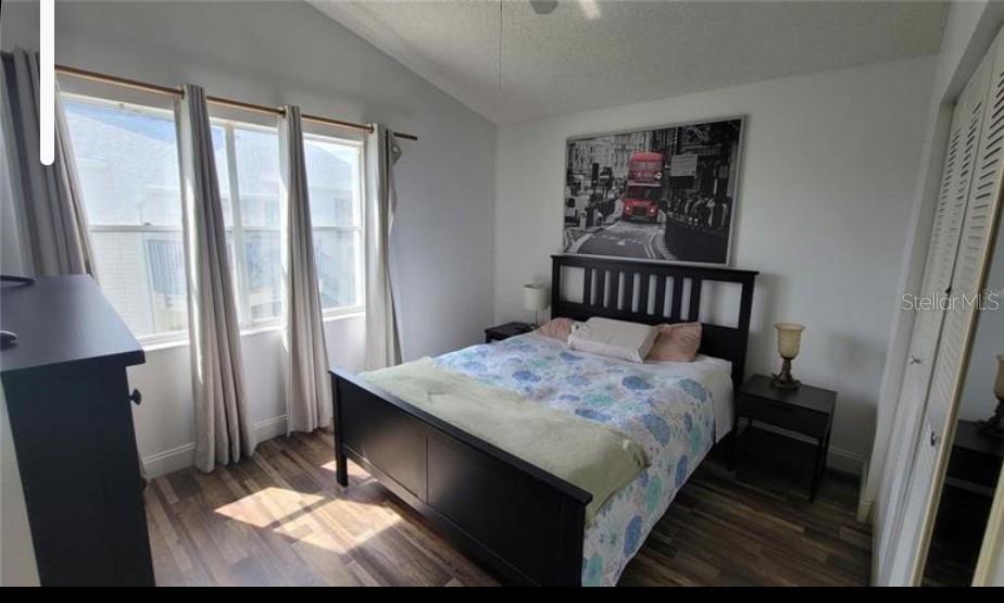 Image 7 of 12 For 2532 Woodgate Boulevard 205