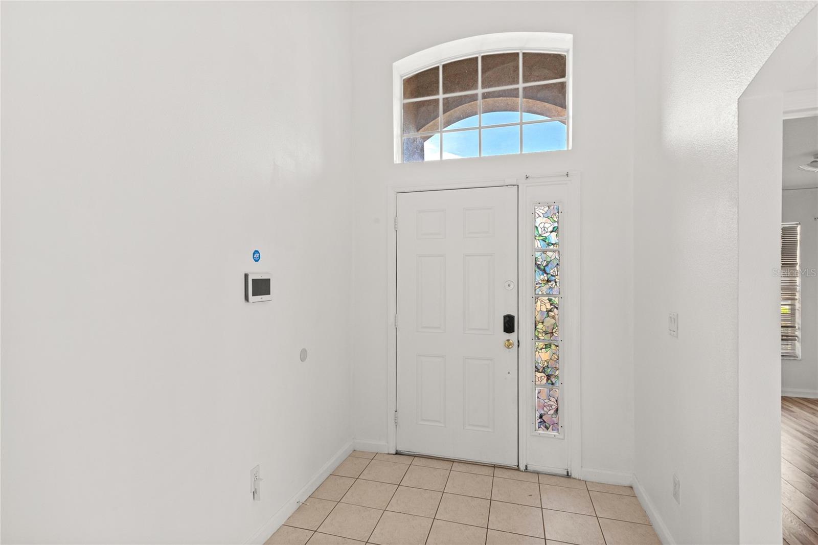 Image 24 of 35 For 15451 Markham Drive