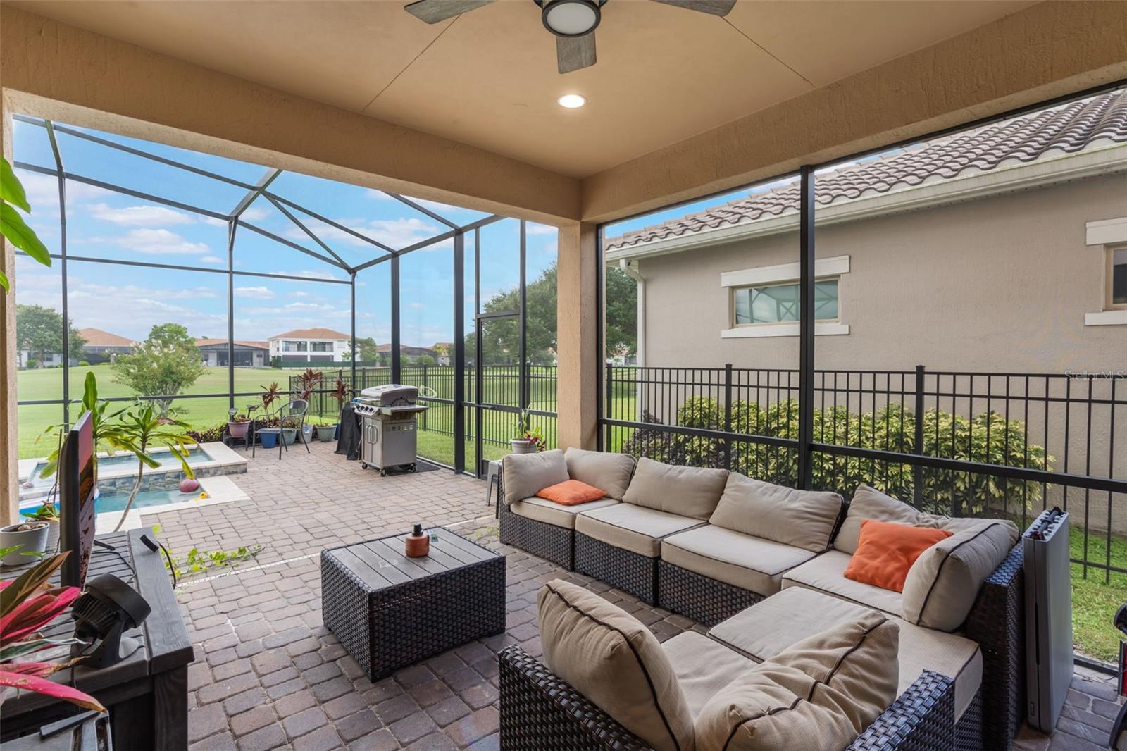 Image 21 of 66 For 13109 Stanthorne Avenue