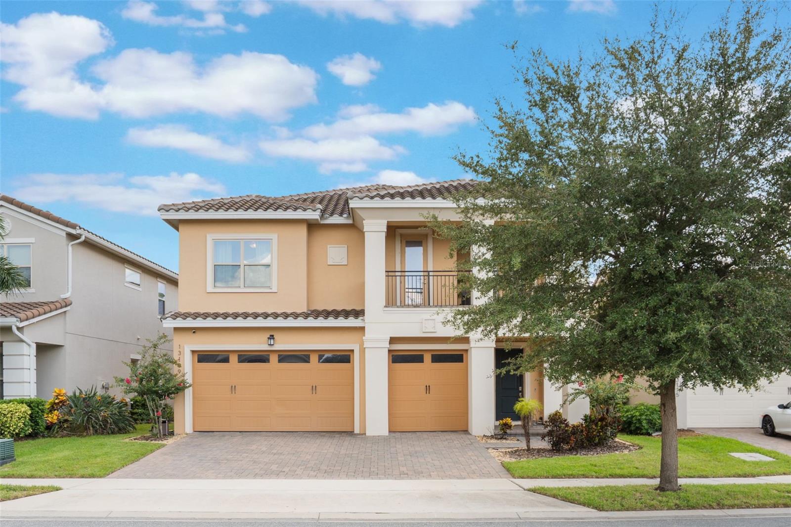 Image 4 of 66 For 13109 Stanthorne Avenue