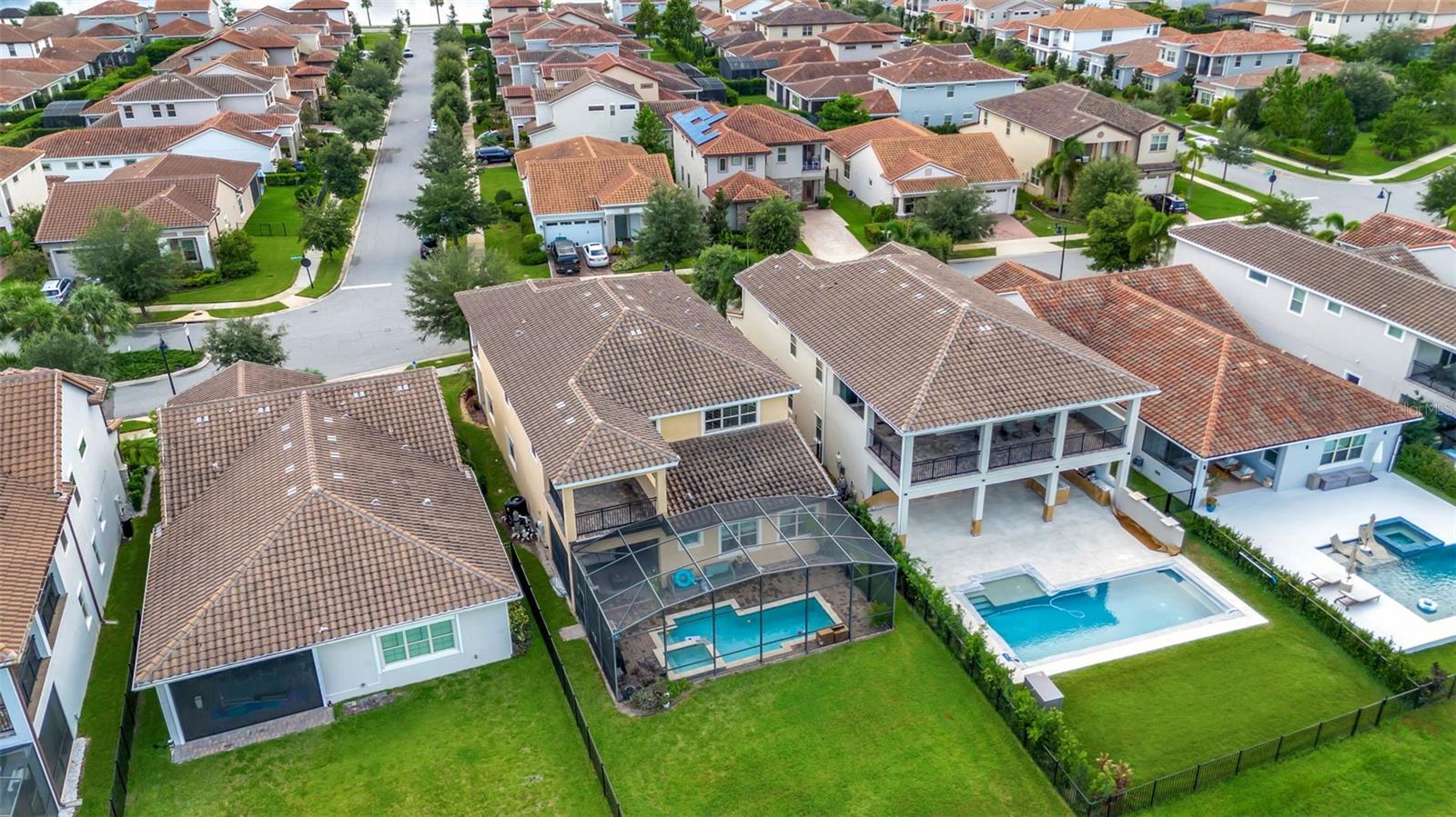 Image 61 of 66 For 13109 Stanthorne Avenue
