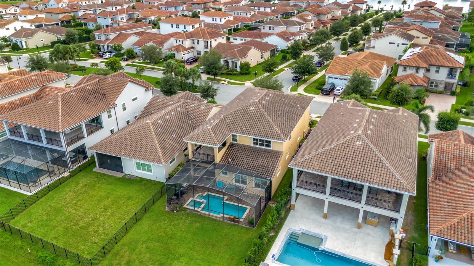 Image 62 of 66 For 13109 Stanthorne Avenue