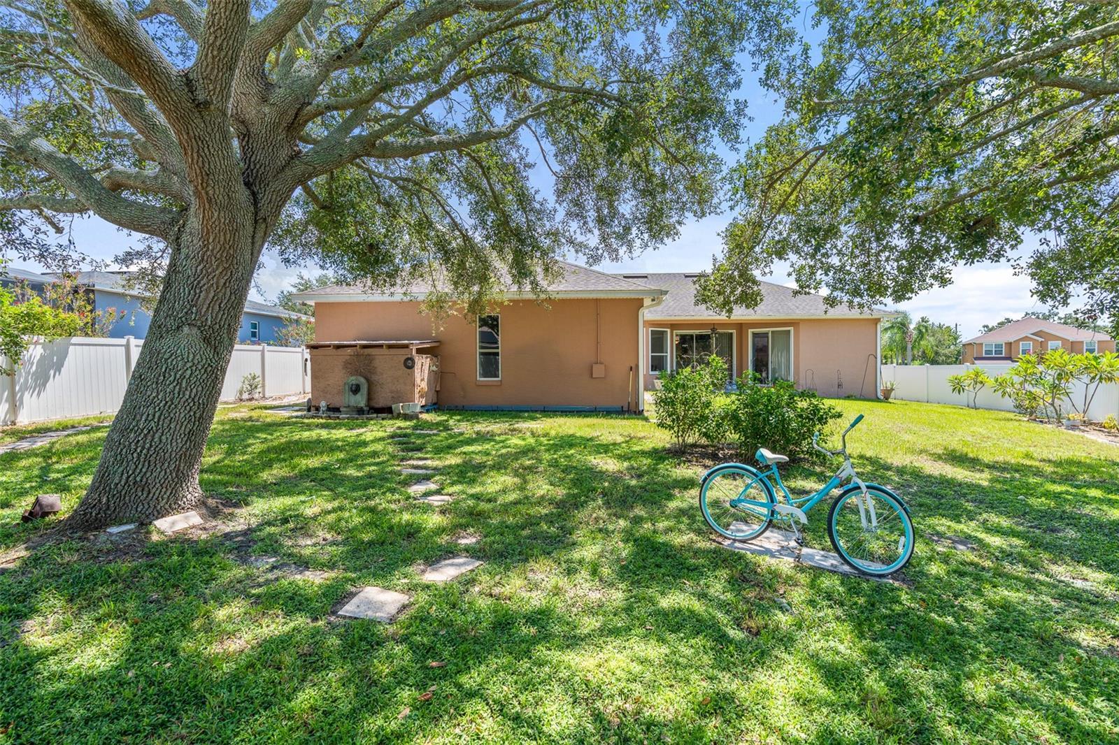 Image 31 of 39 For 1085 Chase Drive