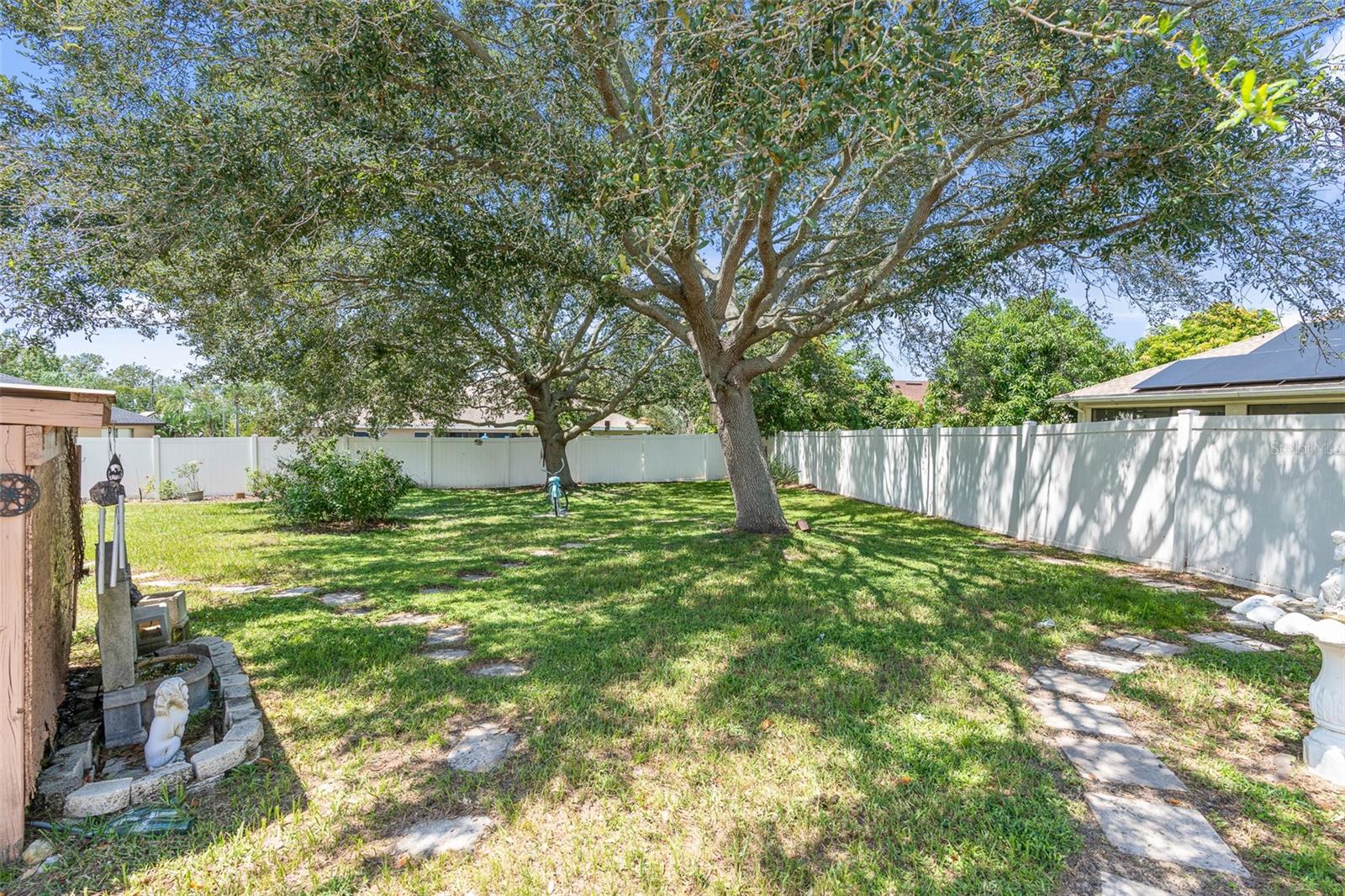 Image 33 of 39 For 1085 Chase Drive