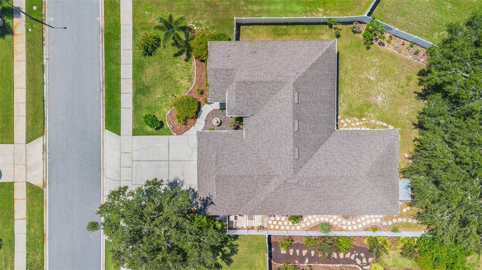 Image 37 of 39 For 1085 Chase Drive