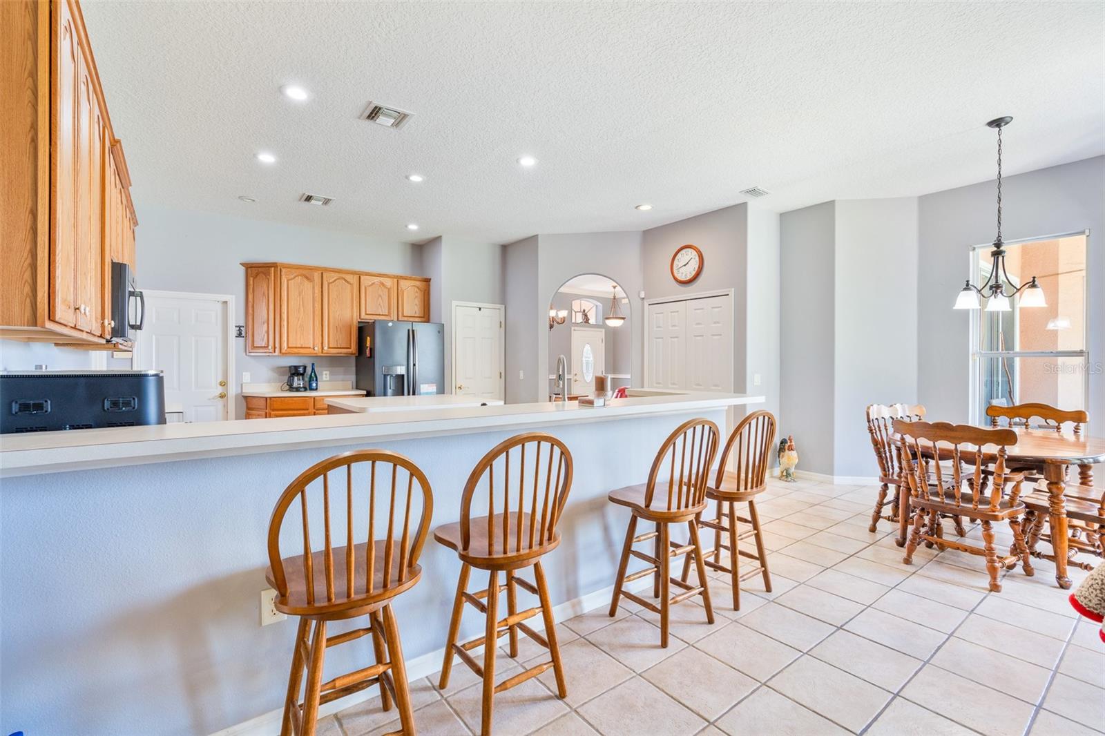 Image 7 of 39 For 1085 Chase Drive