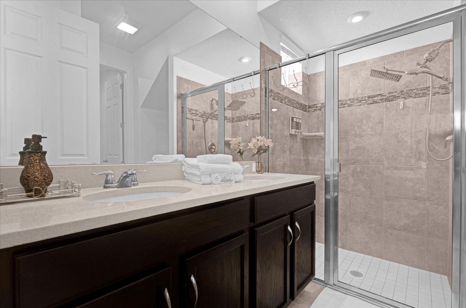 Image 16 of 29 For 8974 Amelia Downs Trail