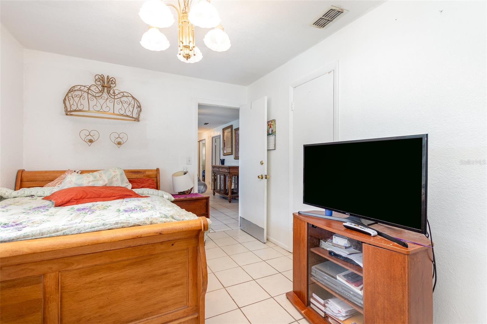 Image 13 of 21 For 800 Orange Grove Drive