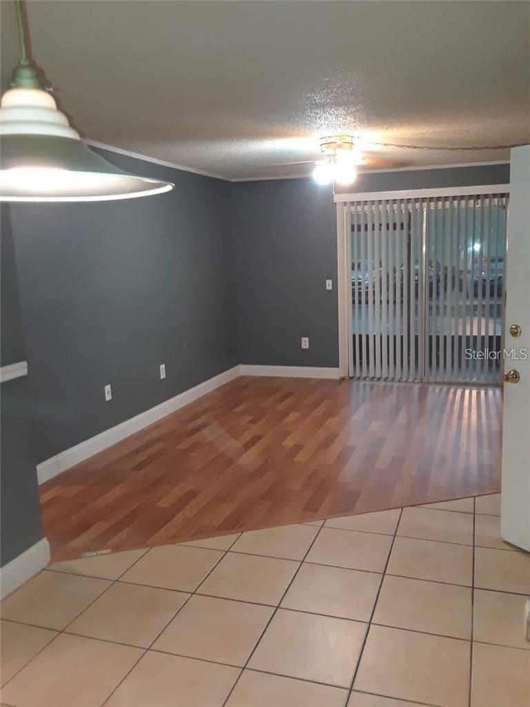 Image 3 of 16 For 900 Lake Destiny Road D