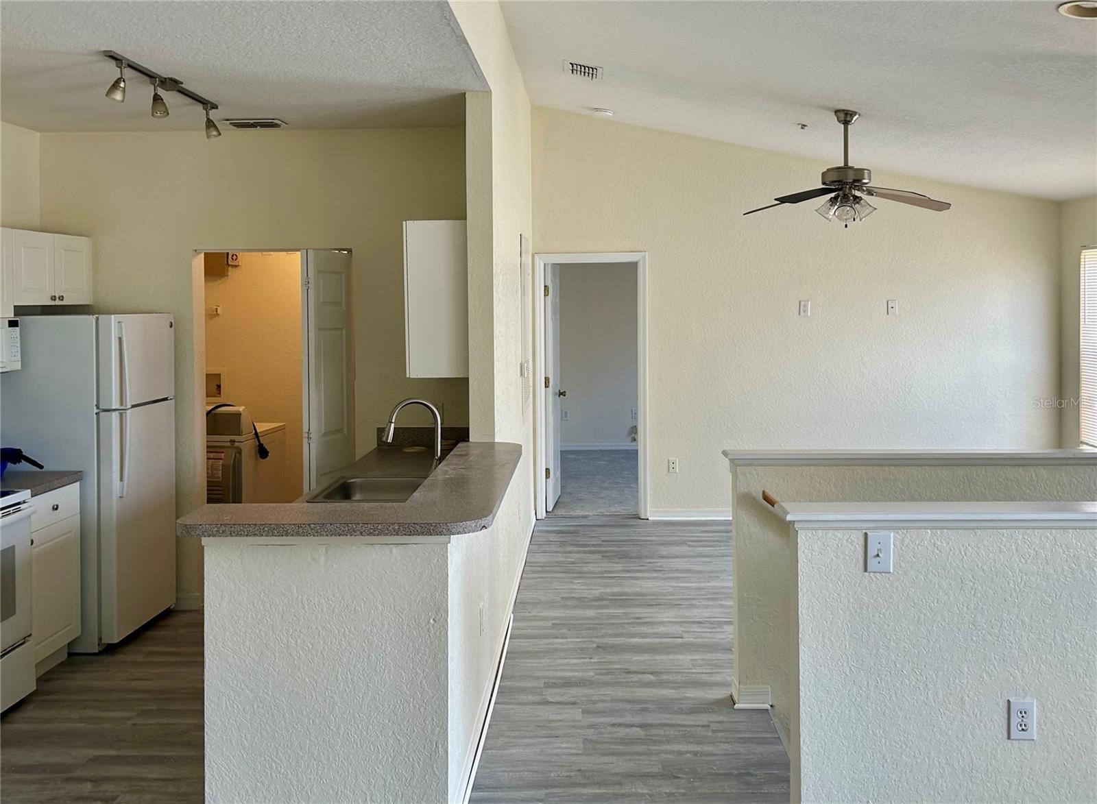 Image 2 of 57 For 842 Grand Regency Point 204