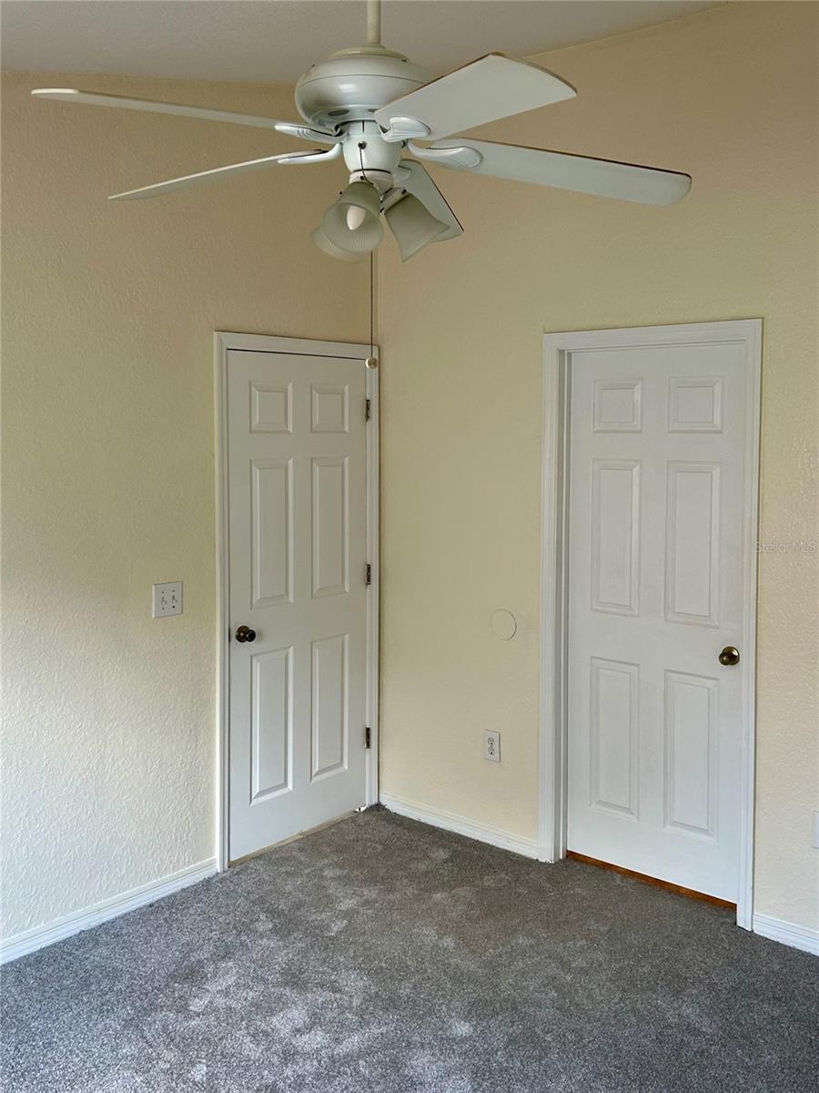 Image 6 of 57 For 842 Grand Regency Point 204