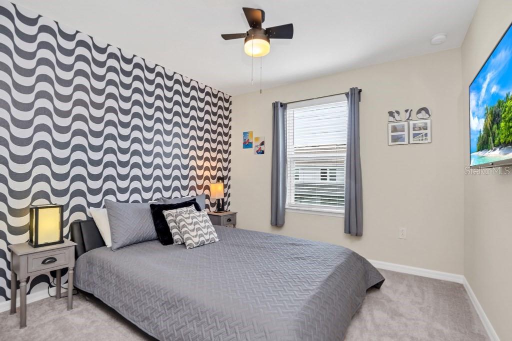 Image 31 of 71 For 1320 Lava Tree Dr