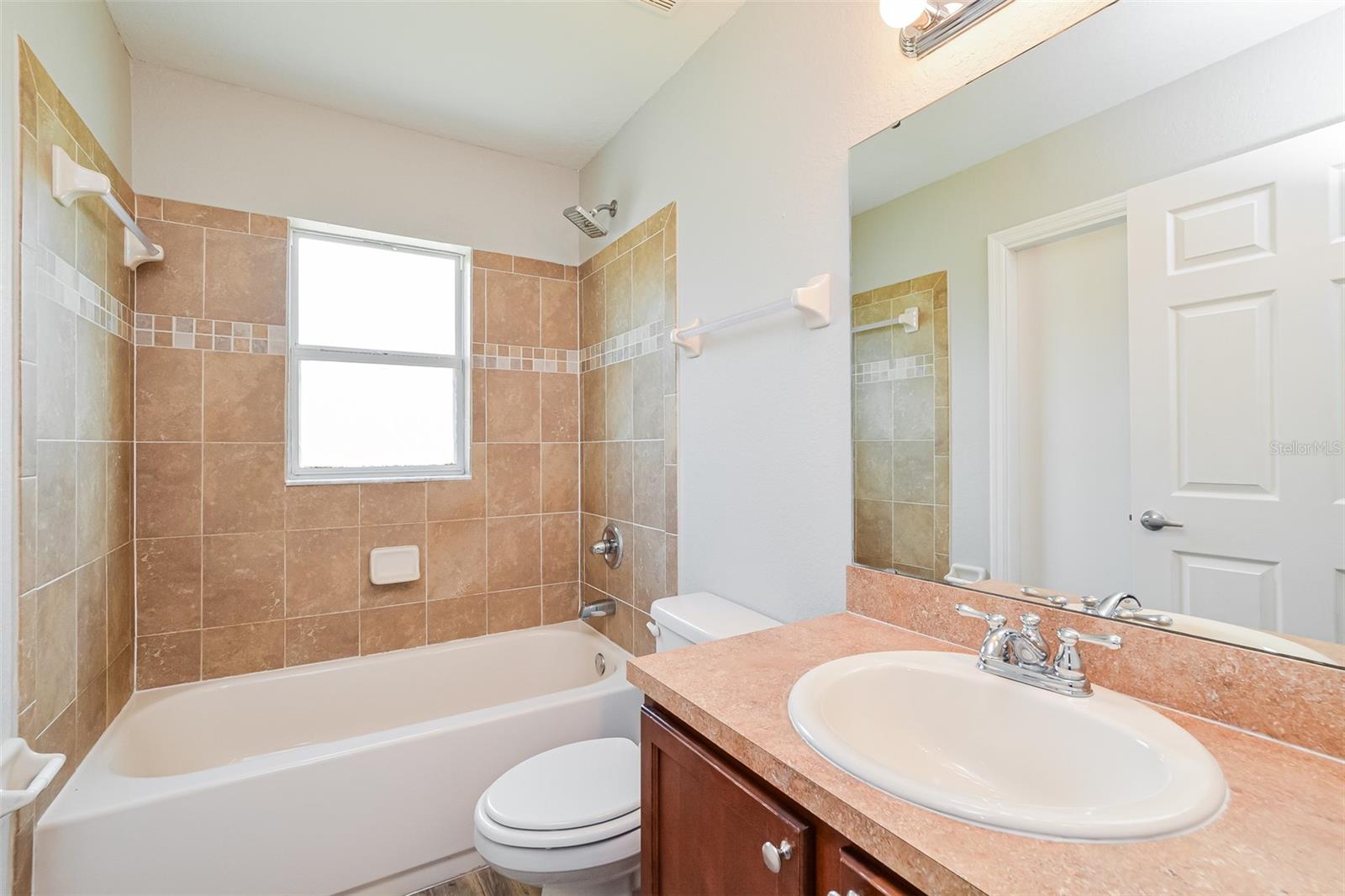Image 18 of 21 For 1031 Normandy Heights Circle