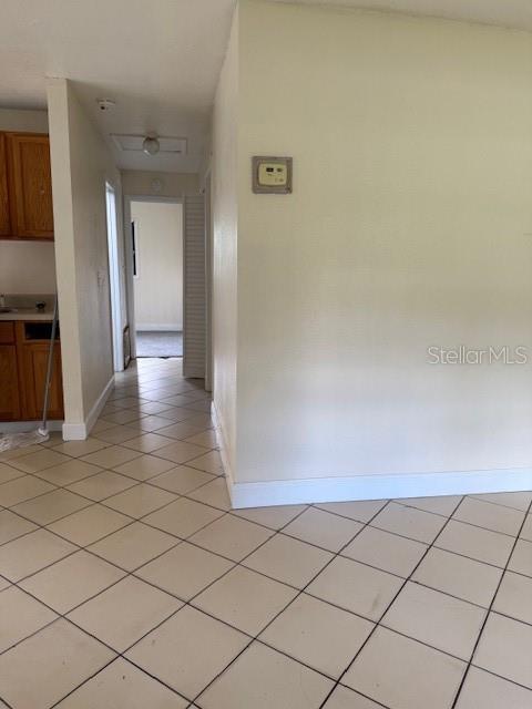 Image 11 of 22 For 700 Hillview Drive