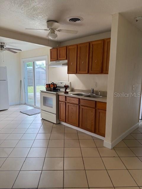 Image 14 of 22 For 700 Hillview Drive