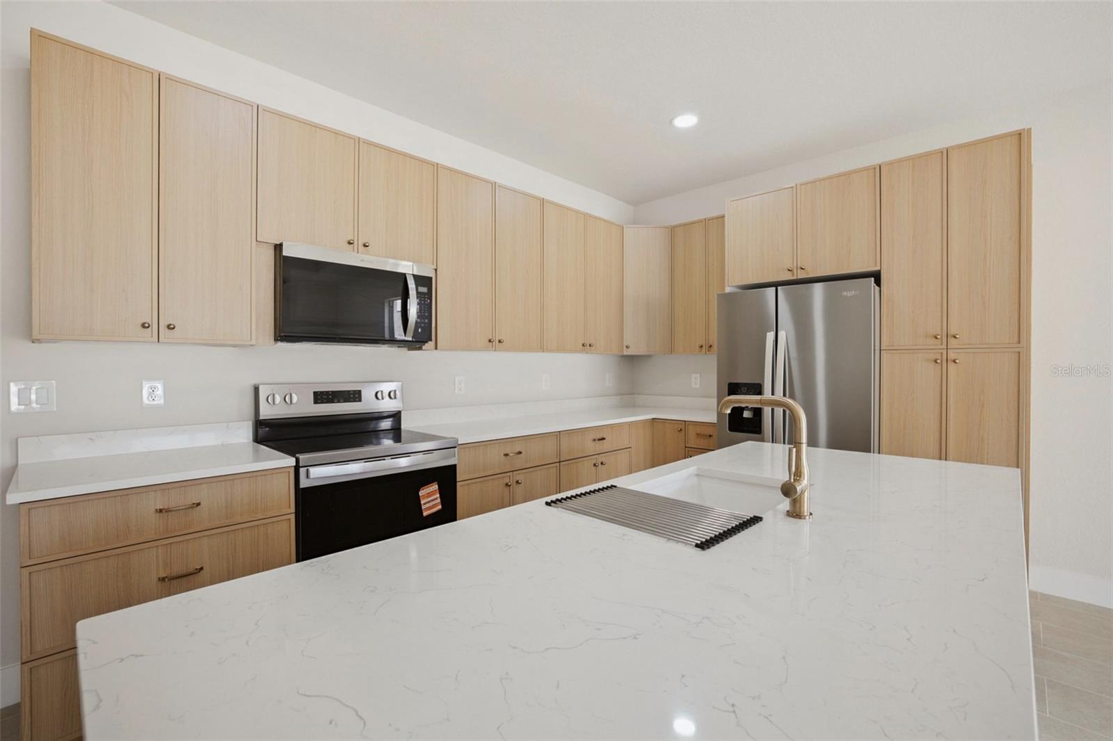 Image 5 of 30 For 4873-4875 29th Street Sw