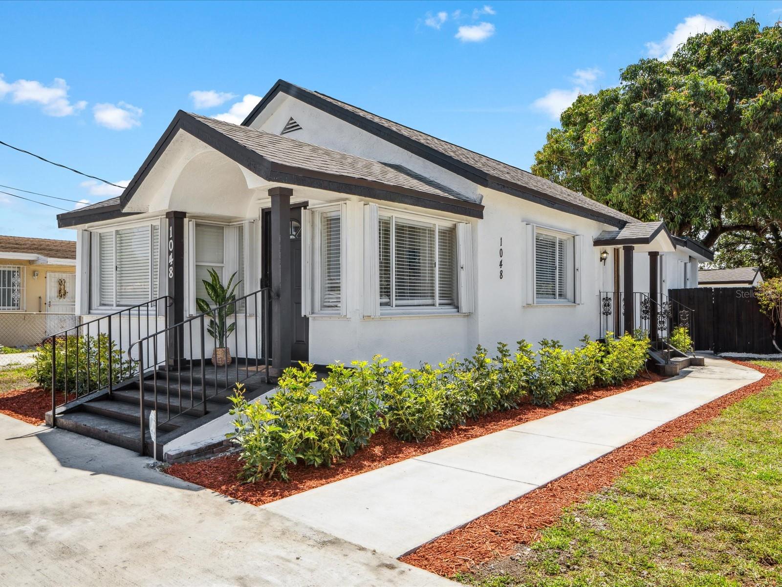 Image 3 of 41 For 1048 33rd Avenue