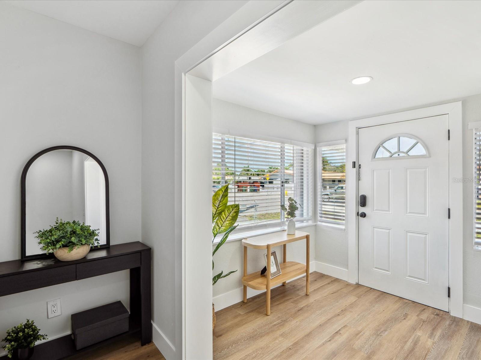 Image 36 of 41 For 1048 33rd Avenue