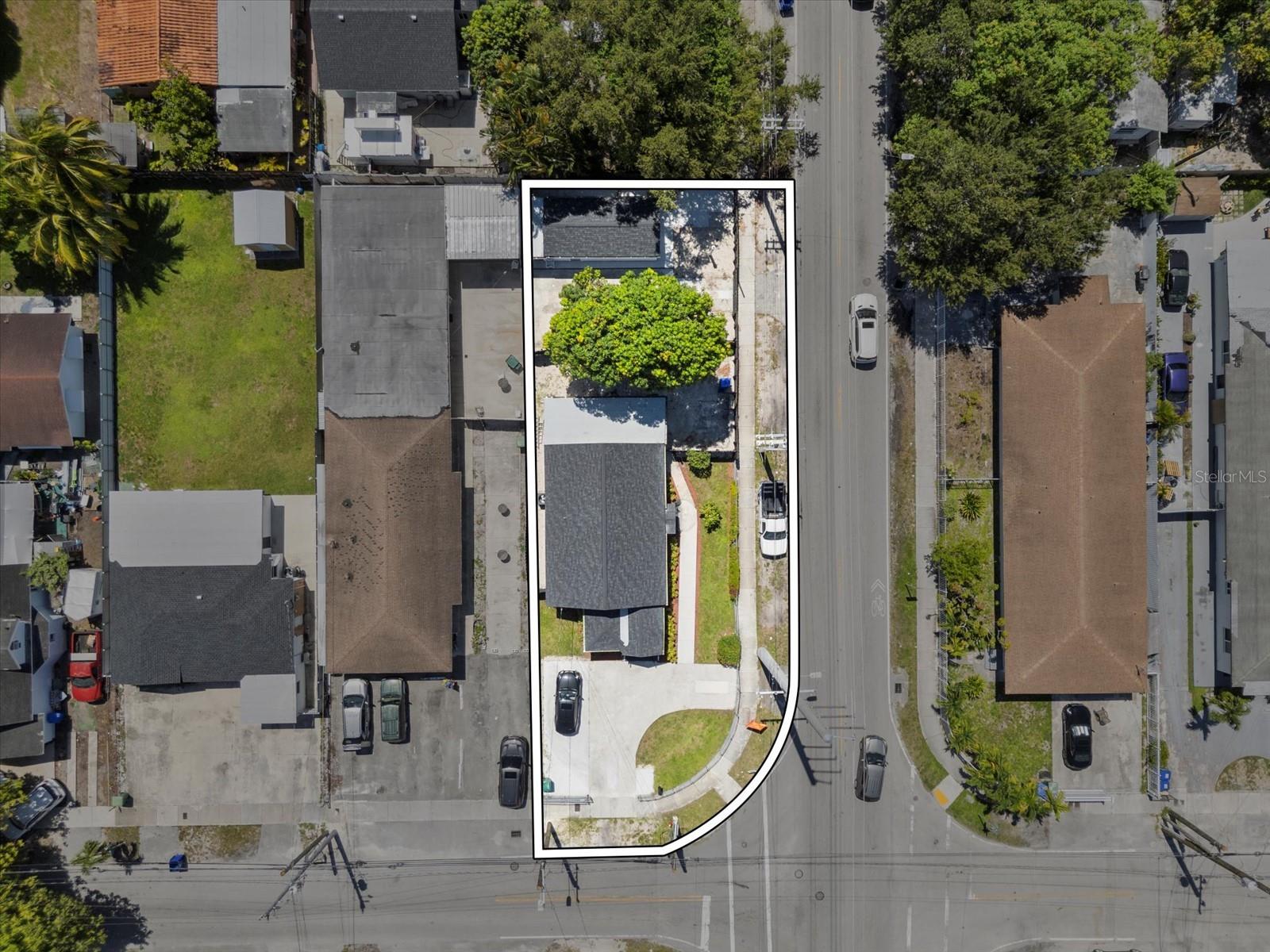Image 37 of 41 For 1048 33rd Avenue