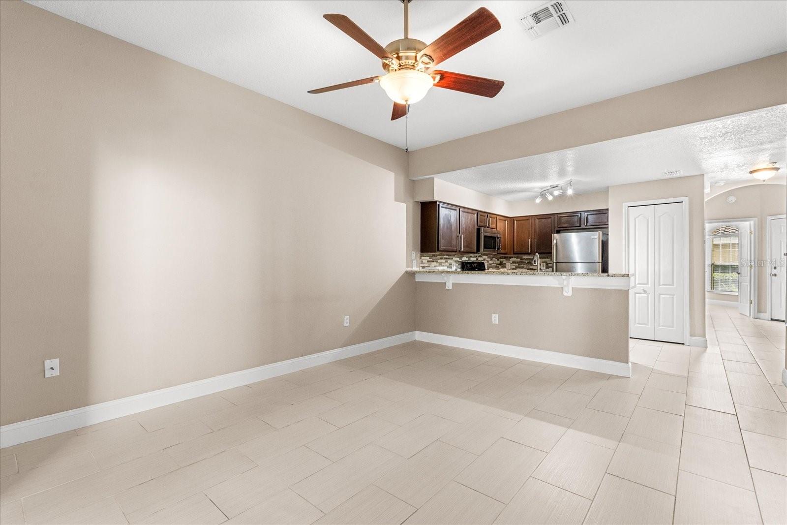 Image 11 of 33 For 676 Sandy Neck Lane 102