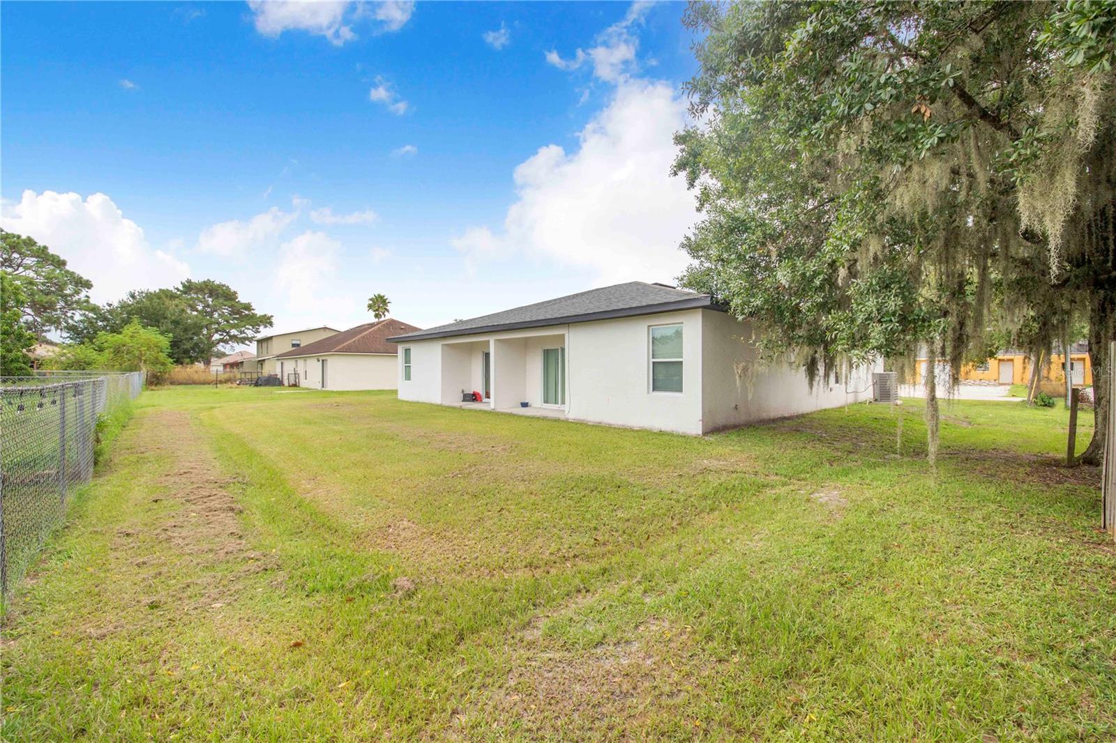 Image 18 of 23 For 733 Lucaya Drive A&b