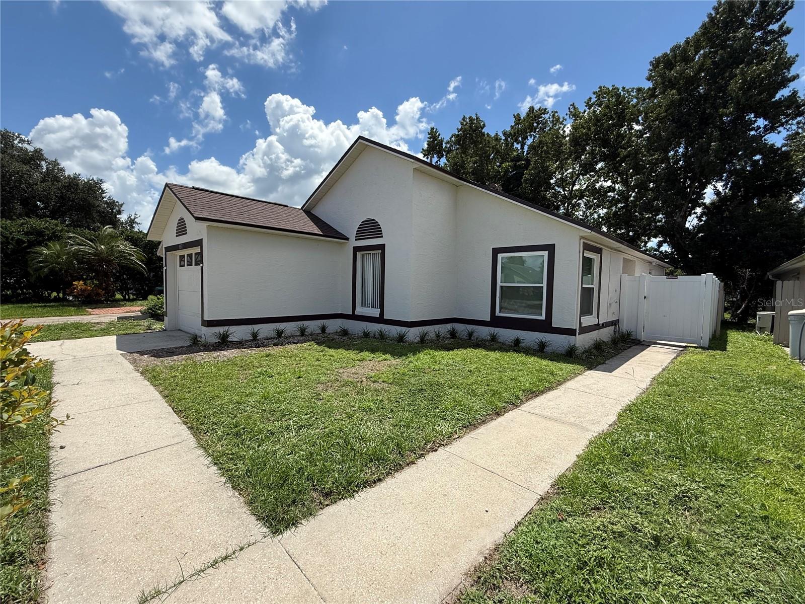 Image 3 of 33 For 9850 Flynt Circle