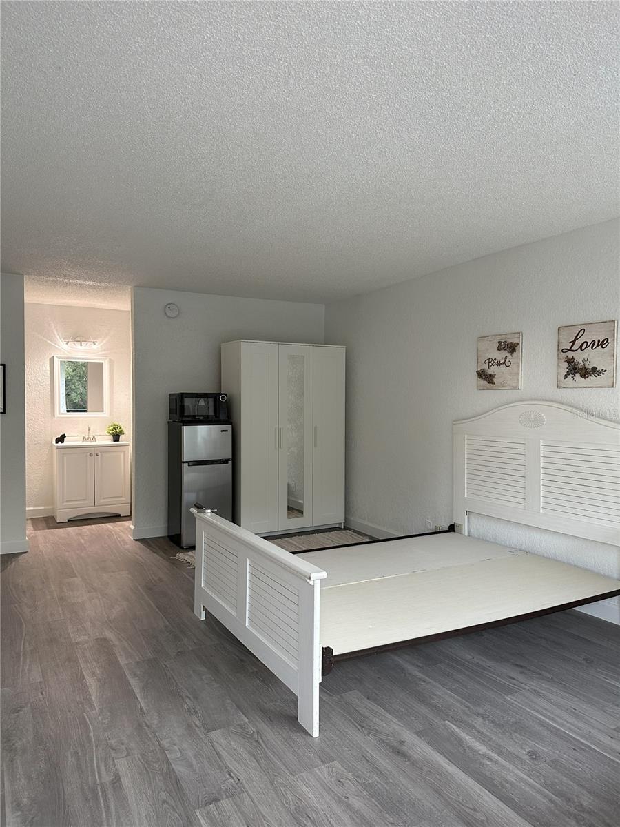 Image 4 of 11 For 7900 Orange Blossom Trail 2065