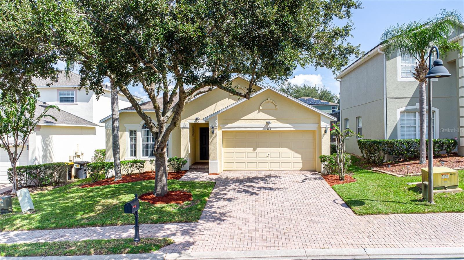 Details for 124 Lancaster Drive, DAVENPORT, FL 33897
