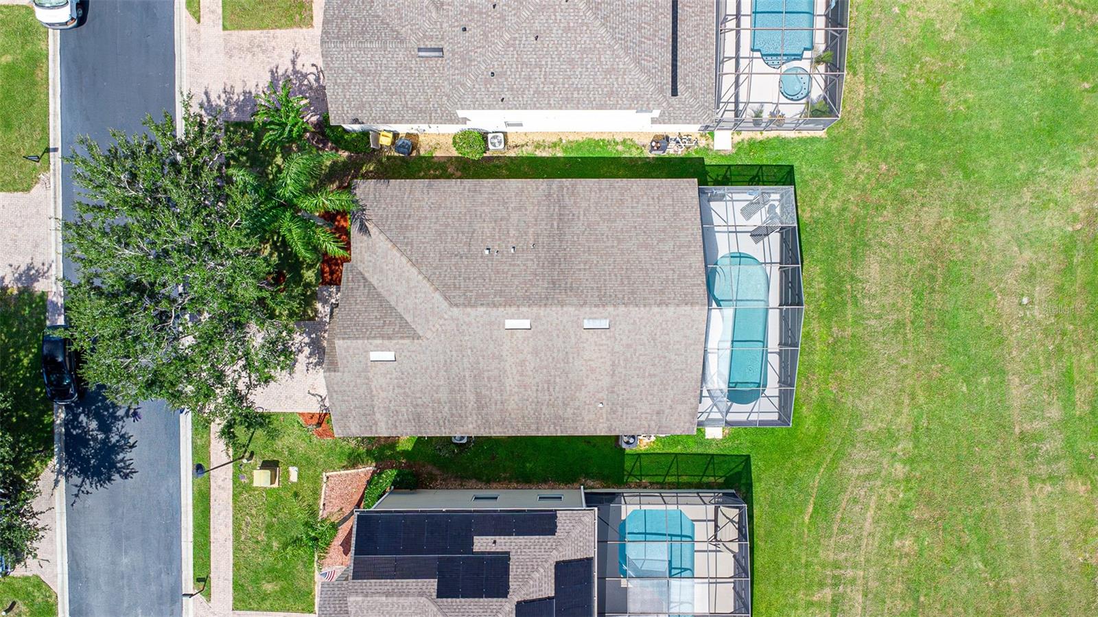 Image 3 of 49 For 124 Lancaster Drive