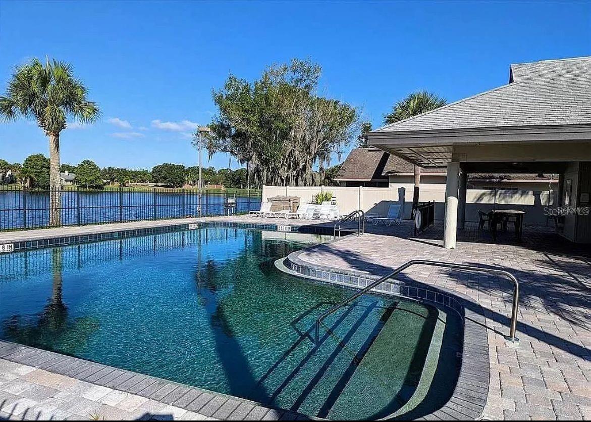 Image 11 of 13 For 2413 Pewter Court