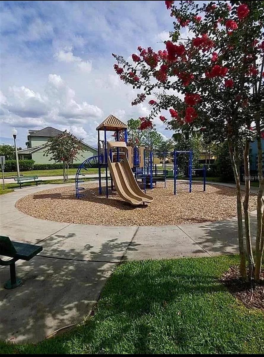 Image 9 of 13 For 2413 Pewter Court